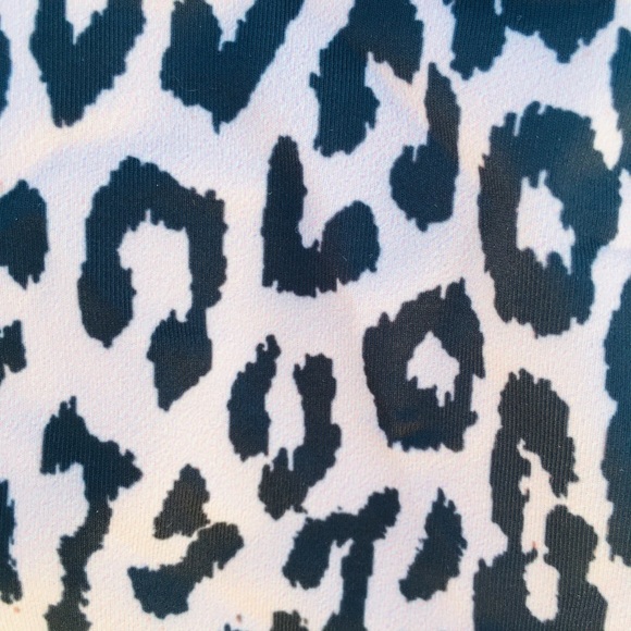 Leopard print halter monokini swimsuit size 8 - Picture 5 of 12